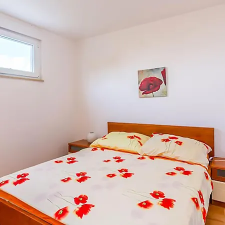 2 Bedroom Lovely In 梅杜林